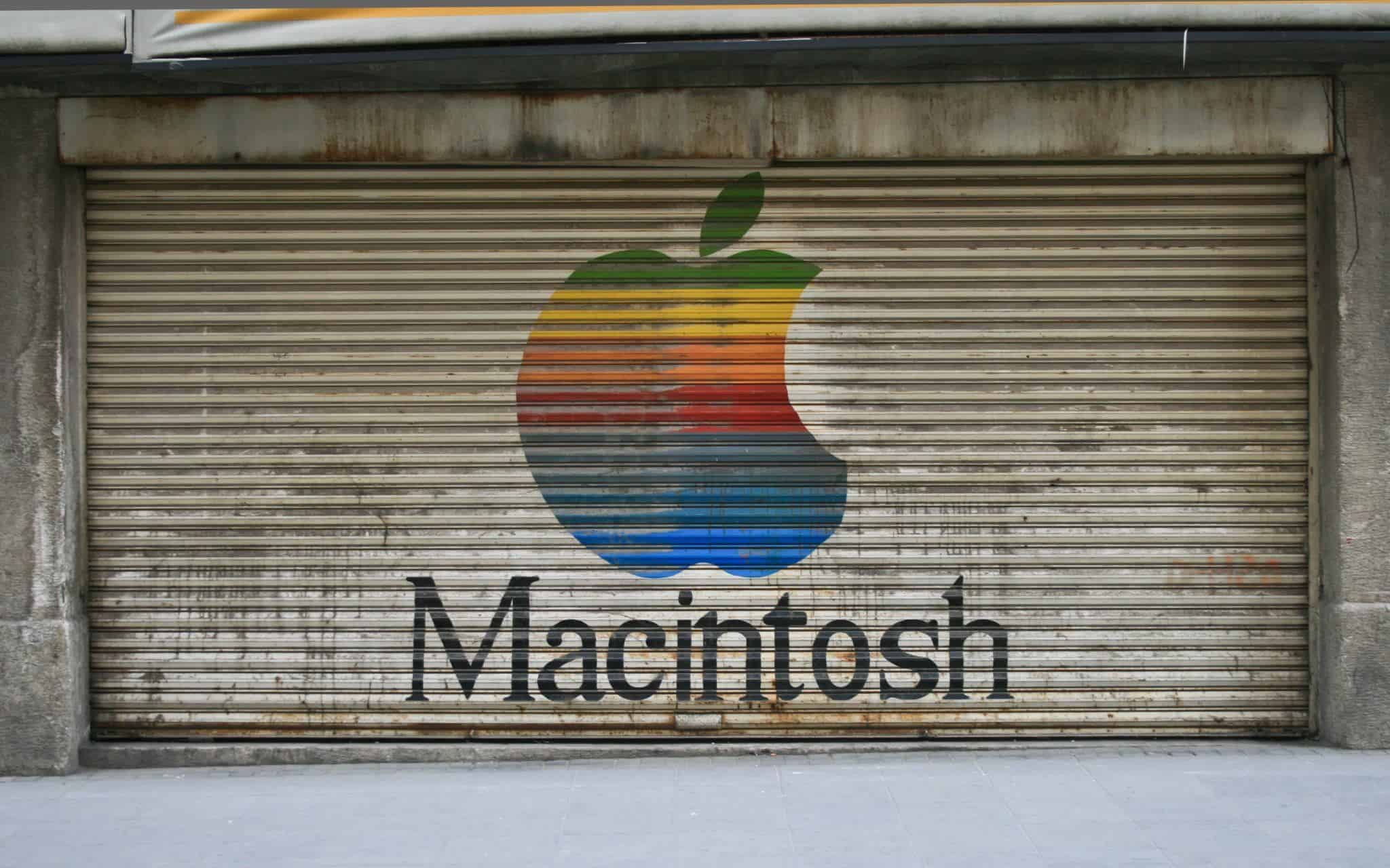 MacIntosh shutter