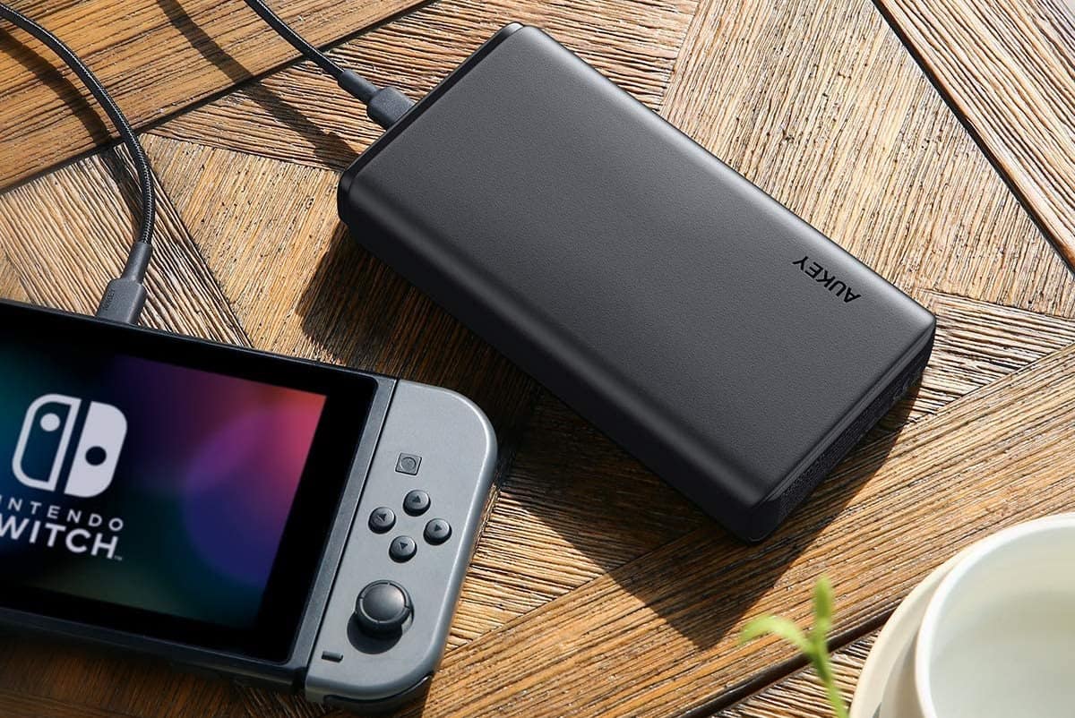 AUKEY 60W USB C power bank