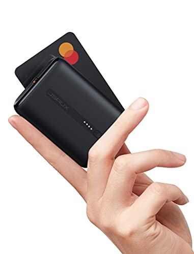 Best Small Power Bank: JSAUX Mini Portable Charger