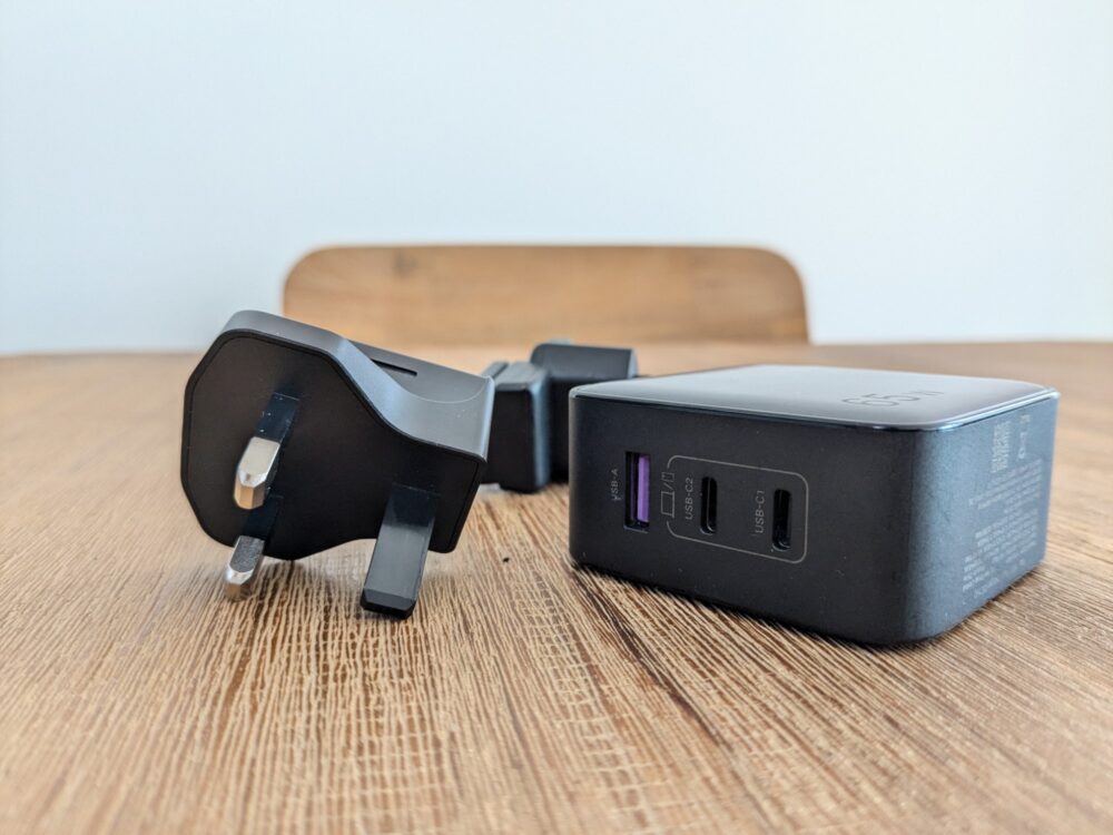 Best Fast Charger for International Travel: UGreen Nexode 65W Travel Charger